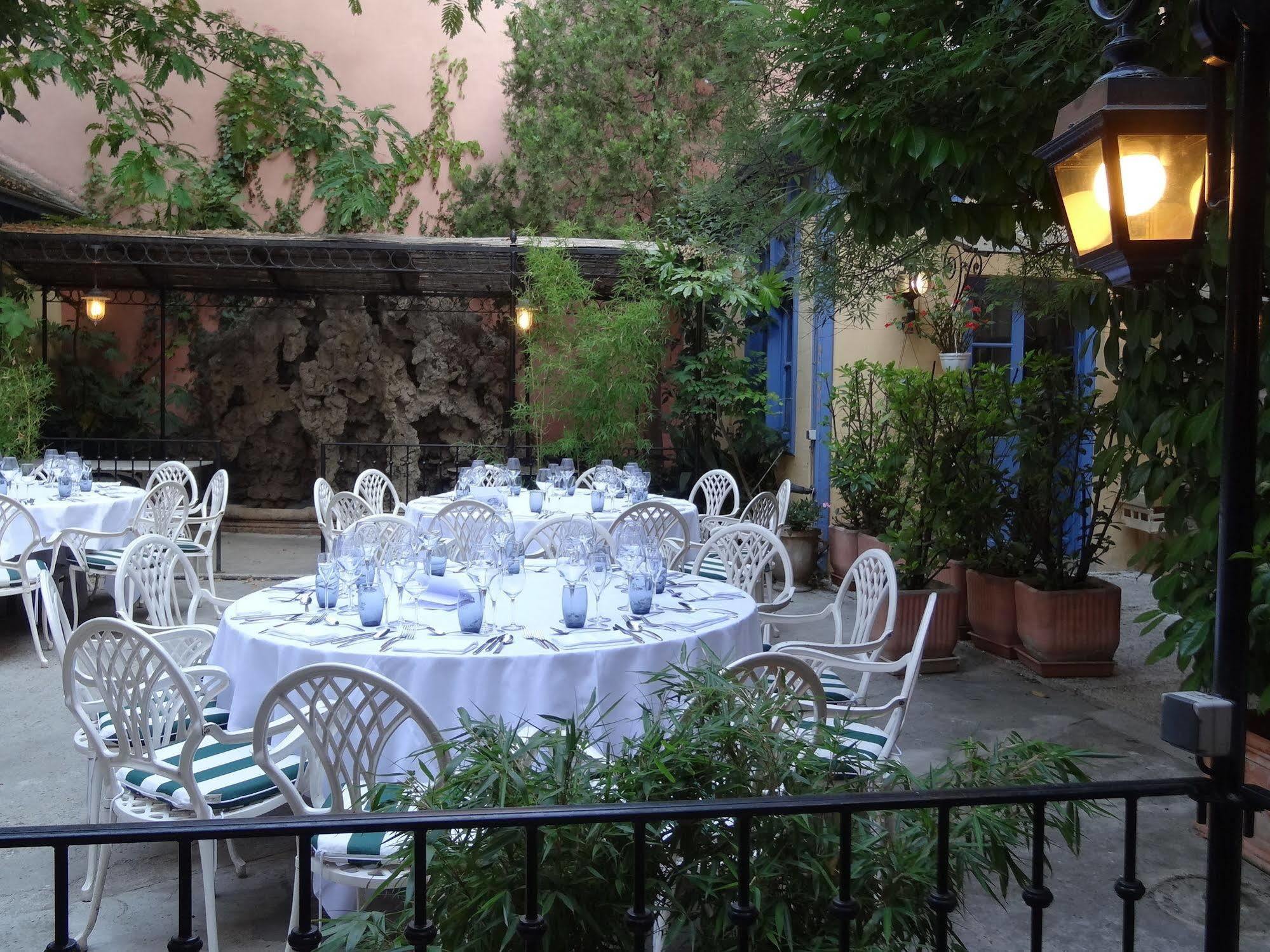 Hotel Moderne Et Pigeon Limoux Luaran gambar